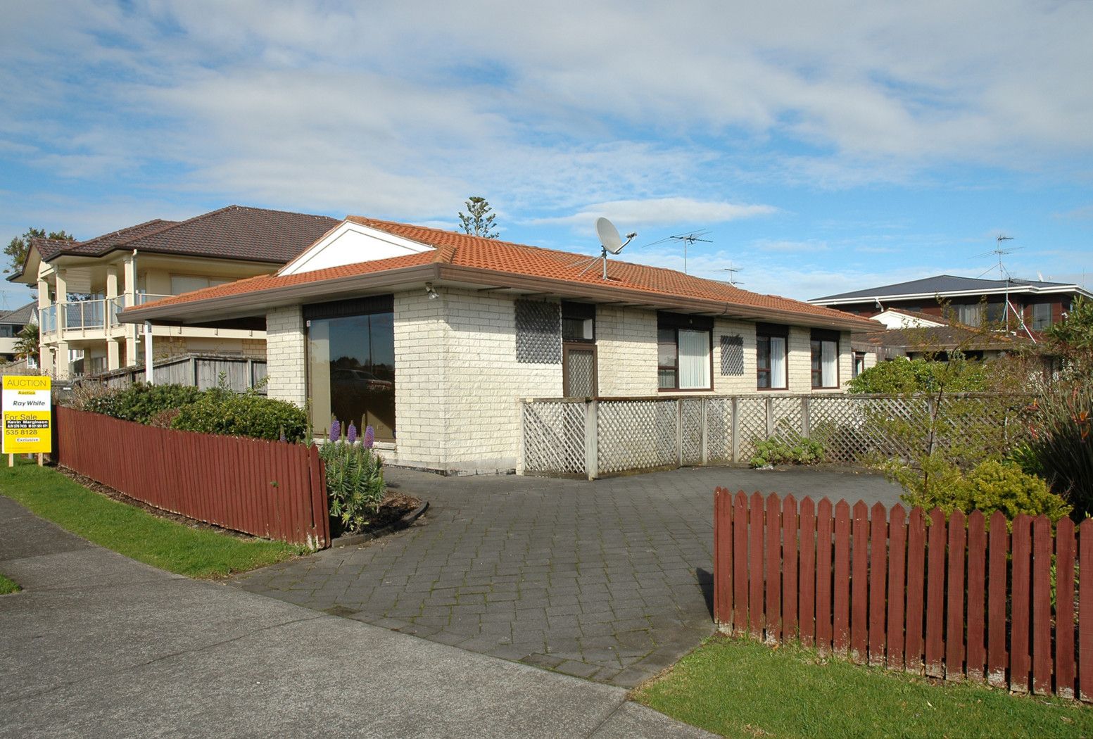 1/13 Macleans Road, BUCKLANDS BEACH, Manukau City
