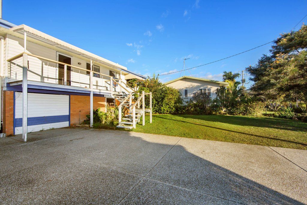 7 Yorlambu Parade, MAROOCHYDORE, QLD 4558