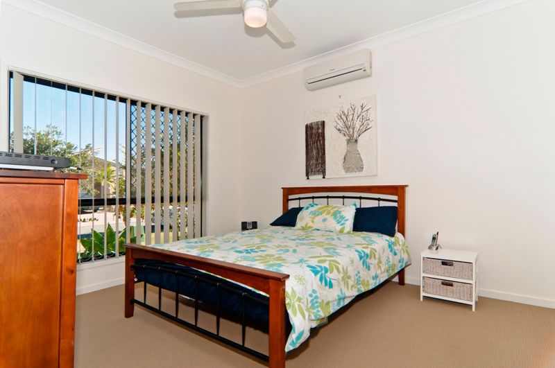 24 Wheeler Crescent, CALOUNDRA WEST, QLD 4551