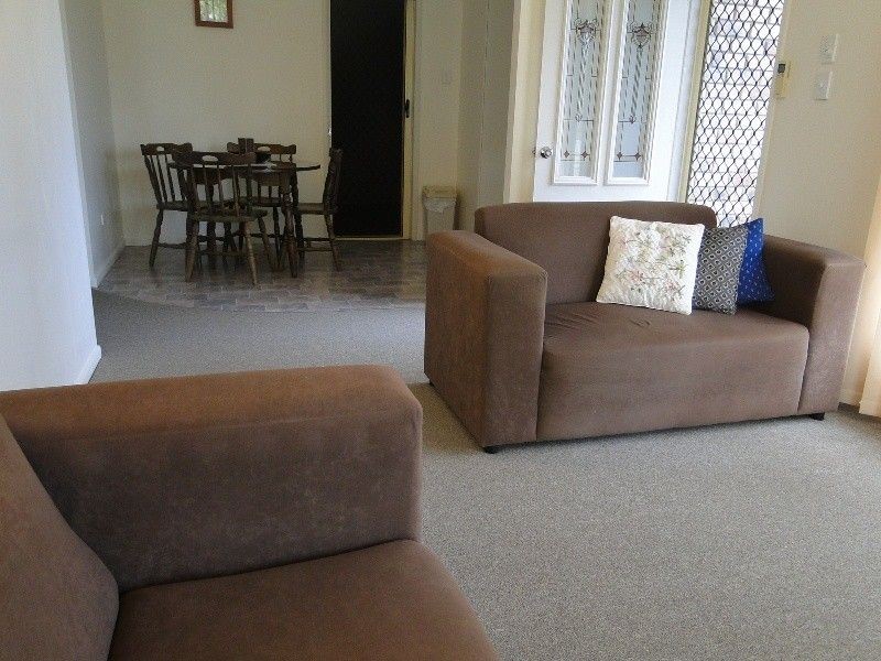 2A Yaldara Court, NEW AUCKLAND, QLD 4680