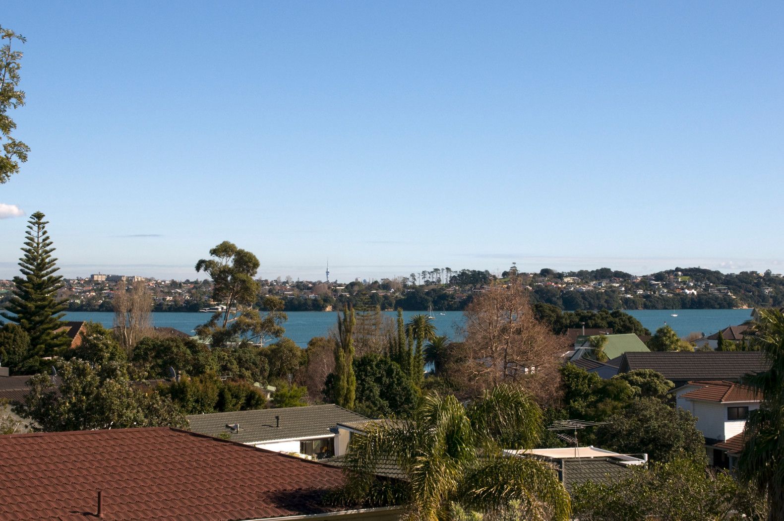 2/39 Clovelly Road, BUCKLANDS BEACH, Manukau City