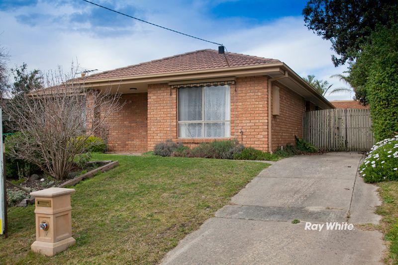 17 Clarendon Drive, SOMERVILLE, VIC 3912