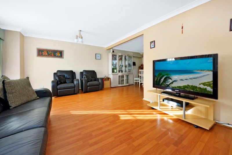 25 Bluegum Way, MENAI, NSW 2234
