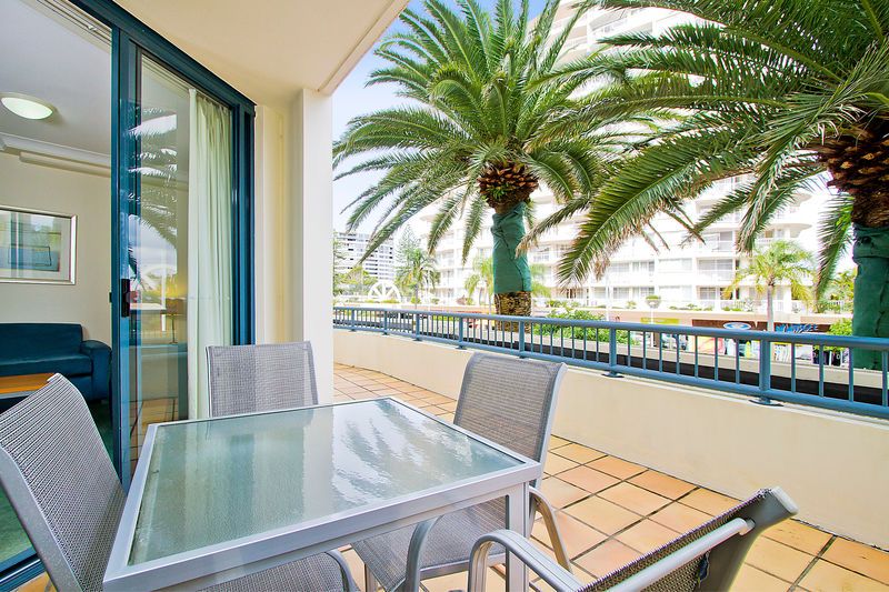 99 Griffith Street, COOLANGATTA, QLD 4225