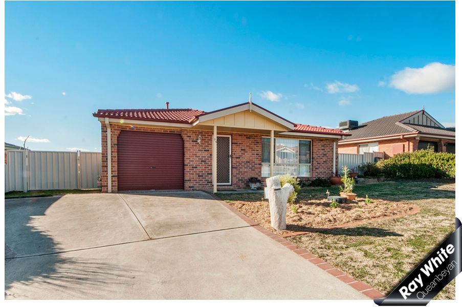 34 Thomas Royal Gardens, QUEANBEYAN EAST, NSW 2620