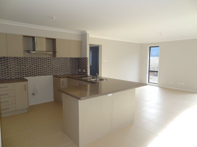 51 Glenmore Ridge Road, GLENMORE PARK, NSW 2745