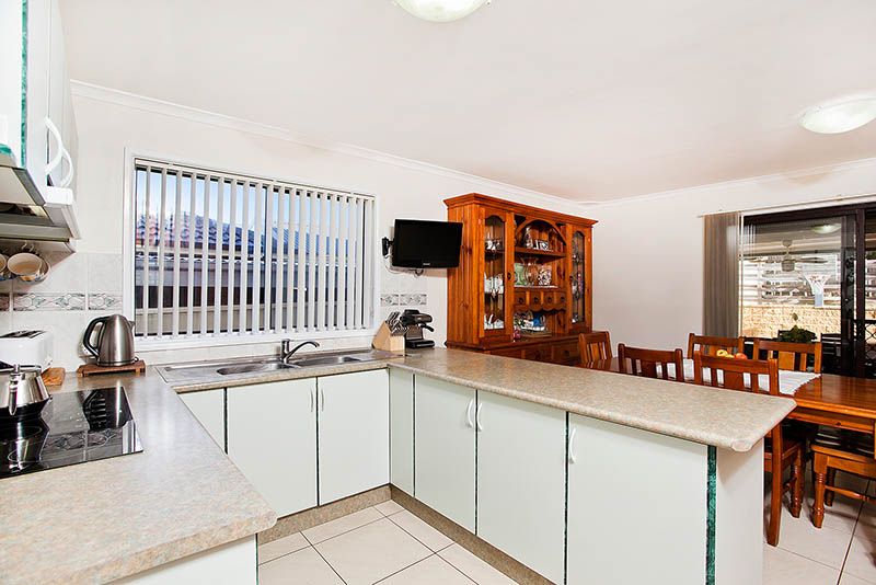 32 Loftus Drive, BARRACK HEIGHTS, NSW 2528