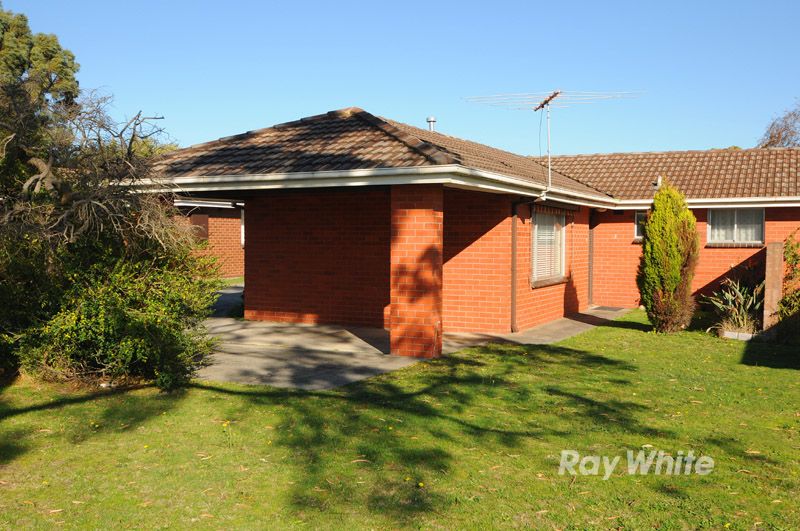 24 Yarraman Road, NOBLE PARK VIC 3174