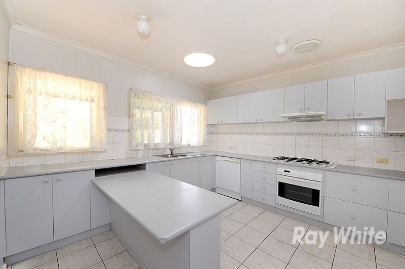 76 David Street North, KNOXFIELD, VIC 3180