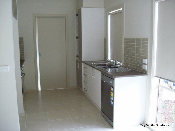 2/114 Broadway, RESERVOIR, VIC 3073