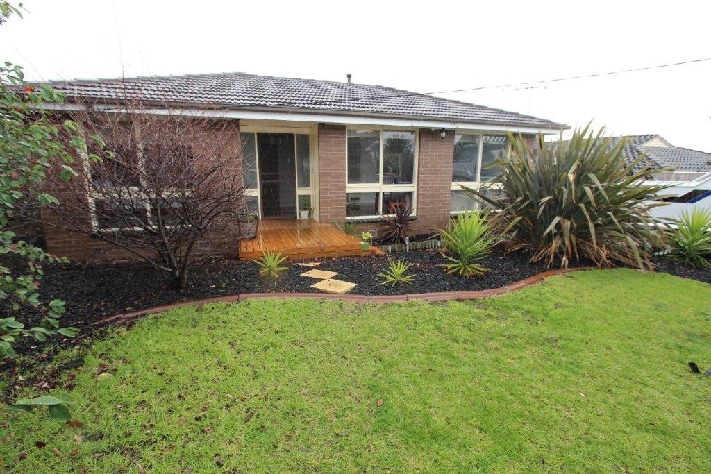 7 Mountbatten Street, GROVEDALE, VIC 3216