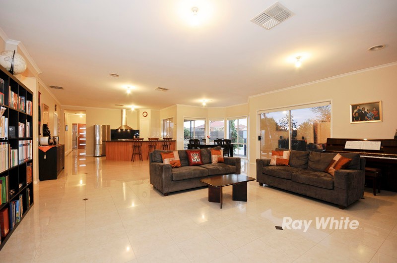 73 Somes Street, WANTIRNA SOUTH, VIC 3152