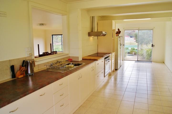 120 Whiteman Avenue, YOUNG, NSW 2594