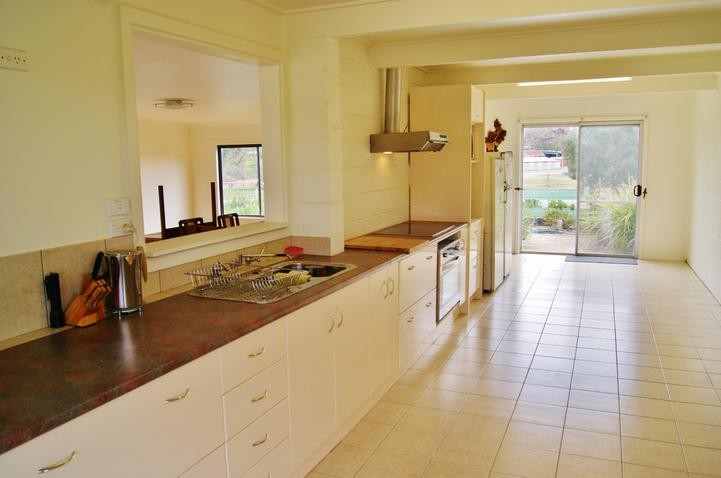120 Whiteman Avenue, YOUNG, NSW 2594