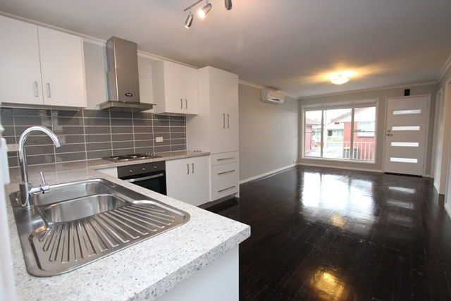 2/15 Ann Street, GEELONG WEST, VIC 3218