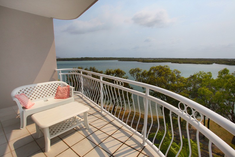 61 / 80 Picnic Point Esplanade, MAROOCHYDORE, QLD 4558