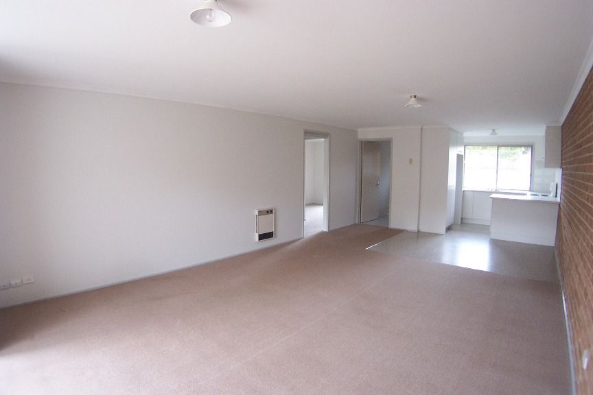8/39 Walker Crescent, JERRABOMBERRA, NSW 2619