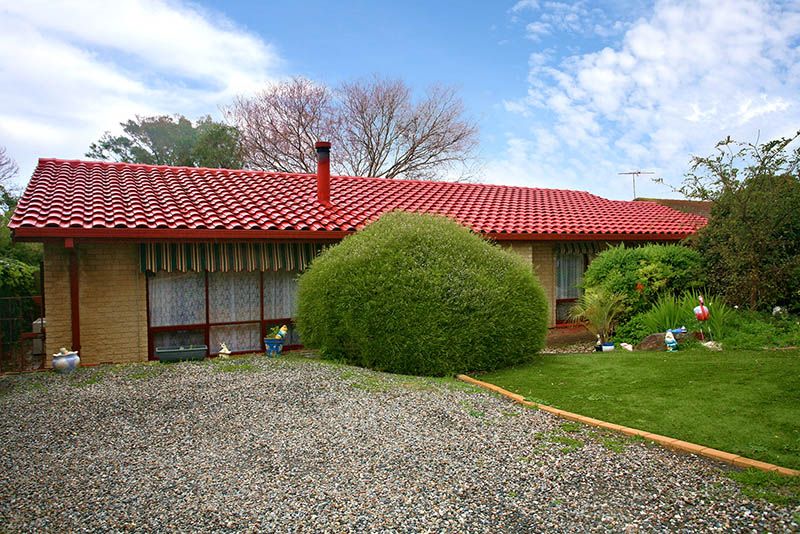 4 Serica Street, HALLETT COVE SA 5158