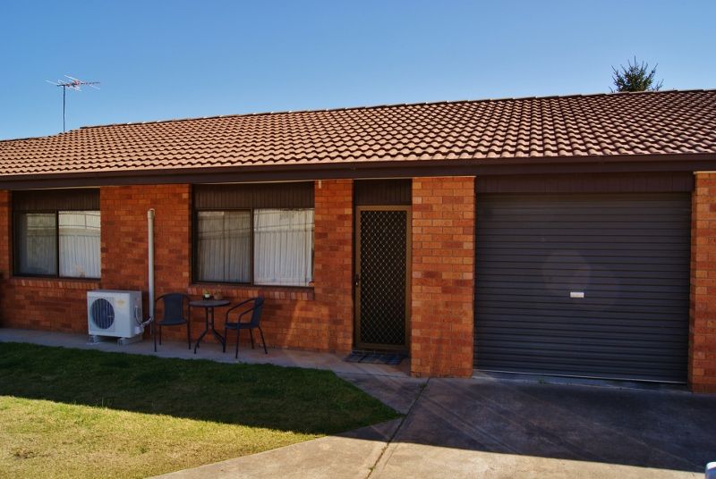 63 Nasmyth Street, YOUNG NSW 2594