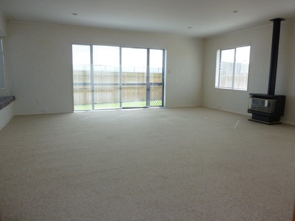 36 Royal Oak Drive, KELVIN GROVE, Palmerston North City