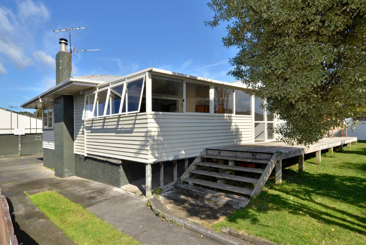 6 Hooks Road, Manurewa, Manukau City Real Estate Ray White New Zealand