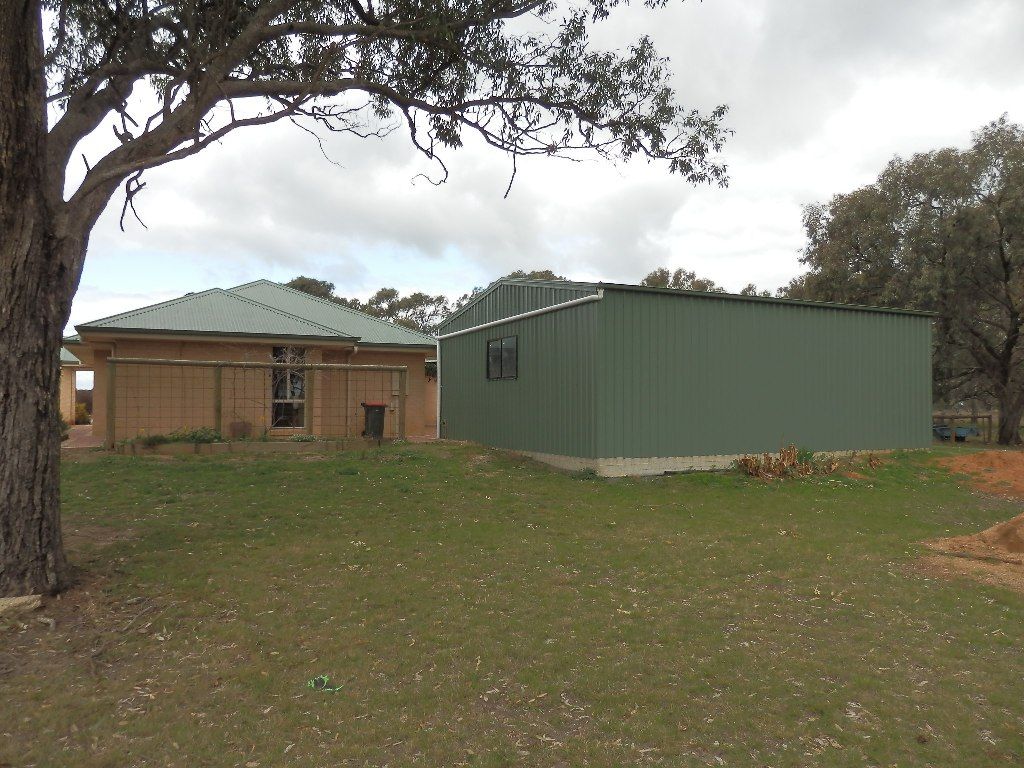 615 Looker Road, ECHUCA, VIC 3564