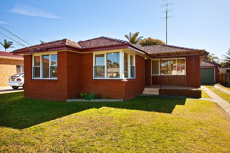 36 Addison Avenue, LAKE ILLAWARRA NSW 2528