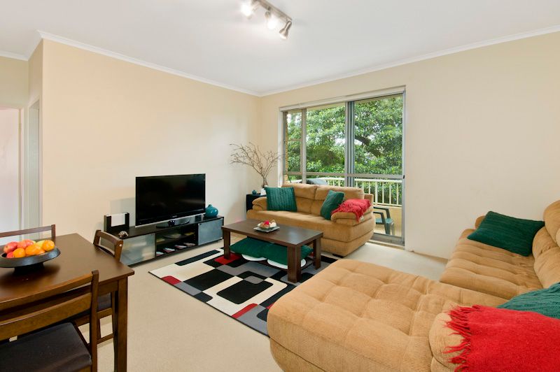 121 Burns Bay Road, LANE COVE NSW 2066