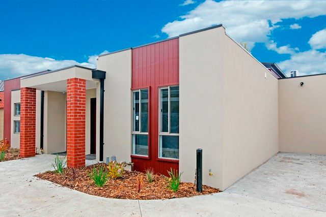 15 Chaleyer Street, RESERVOIR VIC 3073