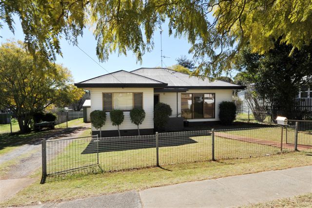 325 Bridge Street, NEWTOWN QLD 4350