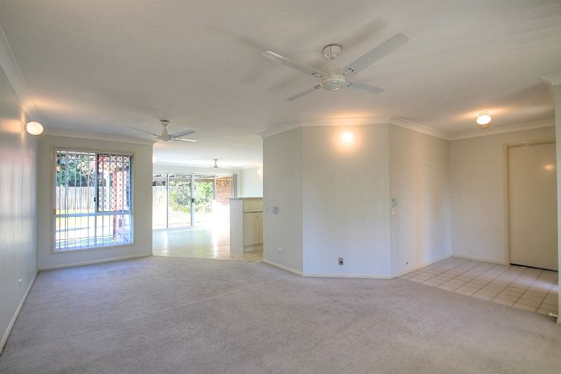 1 JONQUIL Circuit, FLINDERS VIEW, QLD 4305