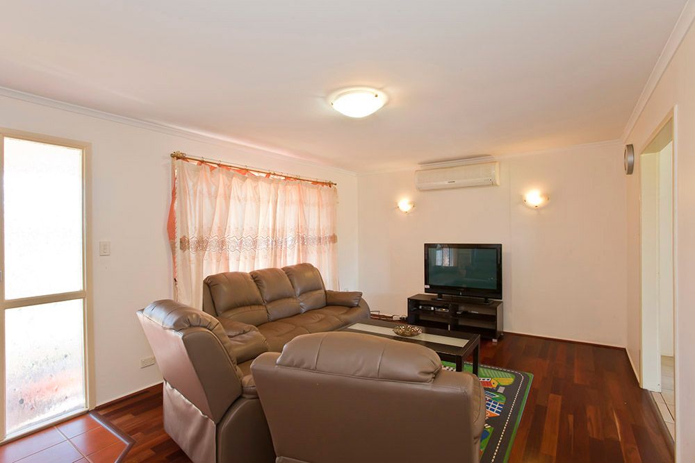 13 Gloucester Crescent, DARLING HEIGHTS, QLD 4350