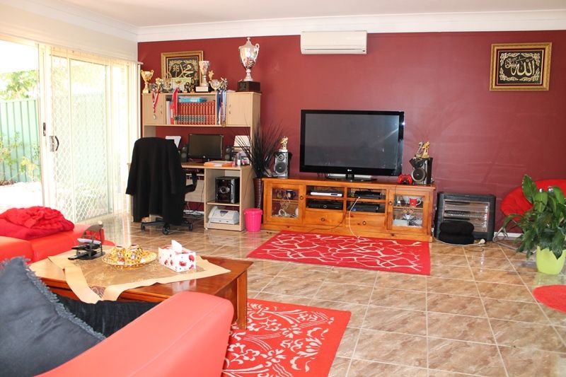 GREEN VALLEY, NSW 2168