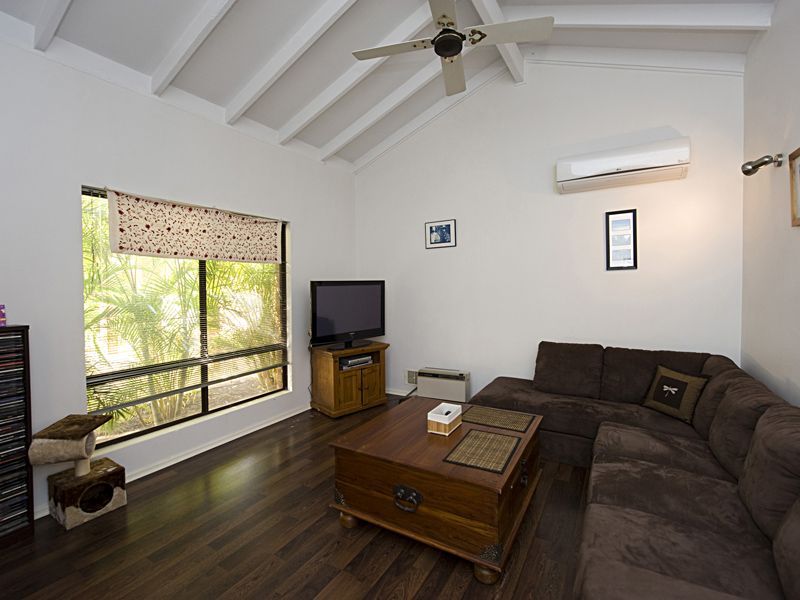 10 Chappel Street, DIANELLA WA 6059