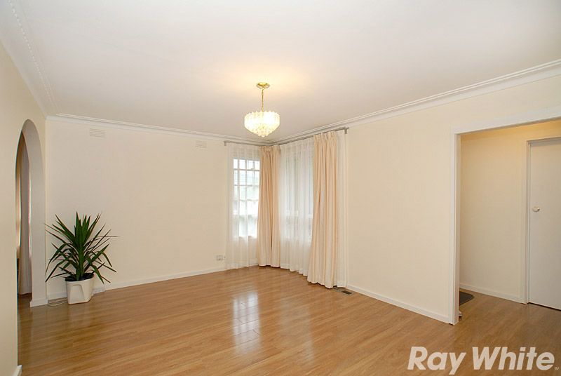 35 Piperita Road, FERNTREE GULLY, VIC 3156