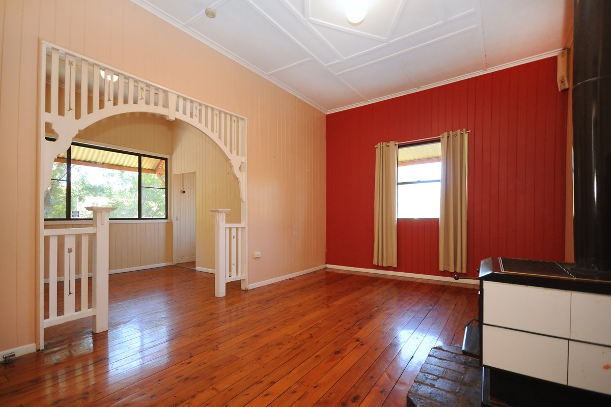 18 Hume Street, NORTH TOOWOOMBA, QLD 4350