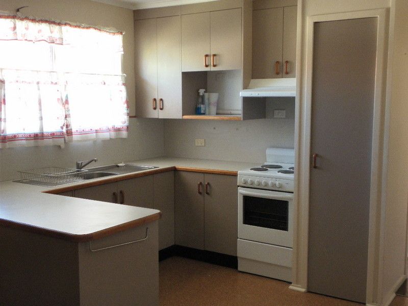 64 Littlefield Street, BLACKWATER, QLD 4717