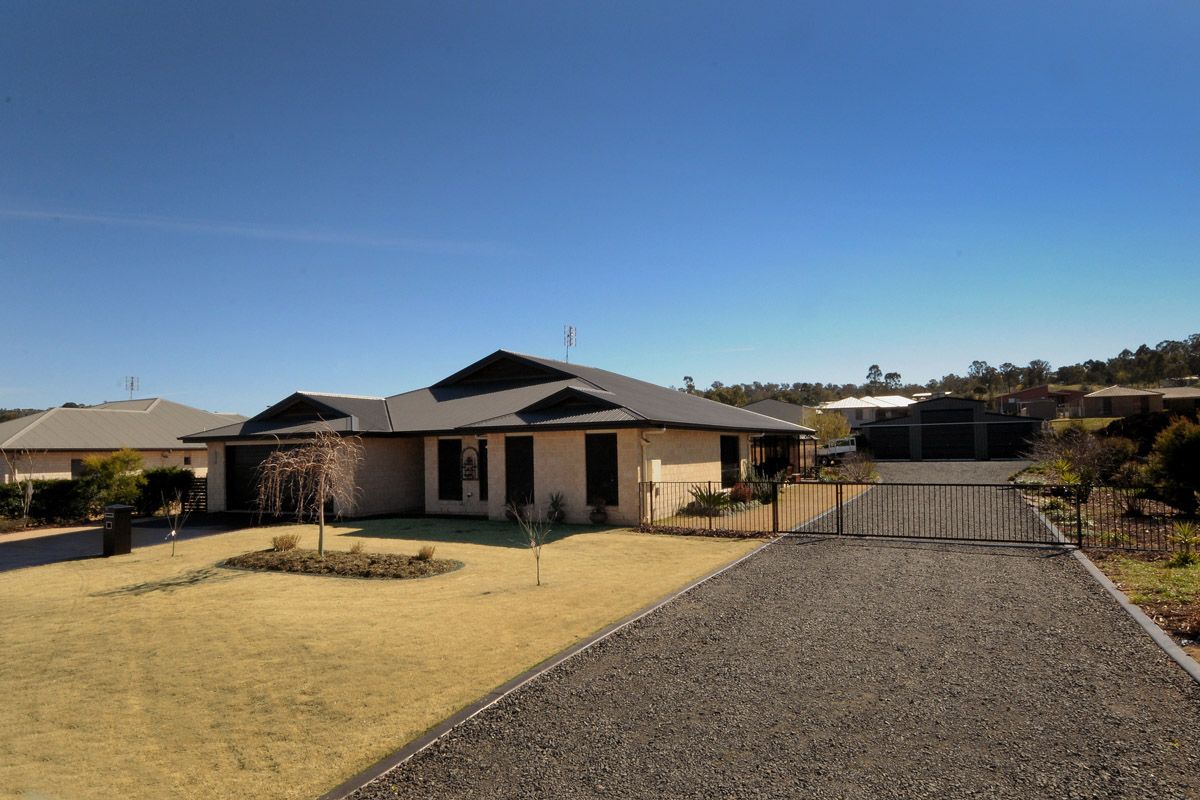 11 Gowrie-Birnam Road, GOWRIE JUNCTION QLD 4352