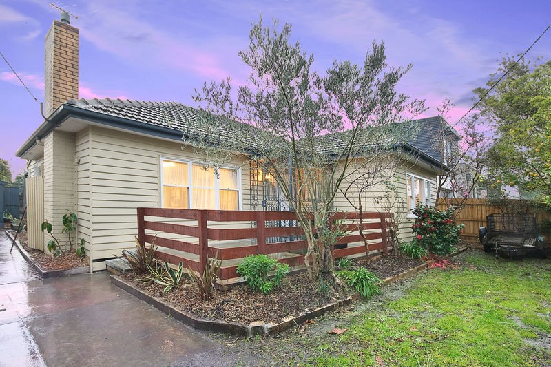 52 Valley Street, OAKLEIGH SOUTH, VIC 3167