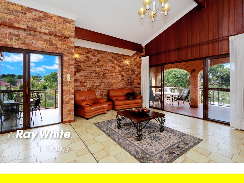 2 Opal Place, PADSTOW HEIGHTS, NSW 2211