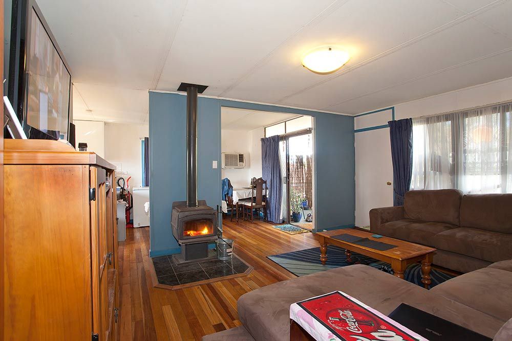 23 Jonathan Street, ROCKVILLE, QLD 4350