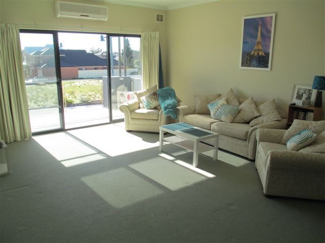 8/3 Marina Drive, ASCOT, WA 6104