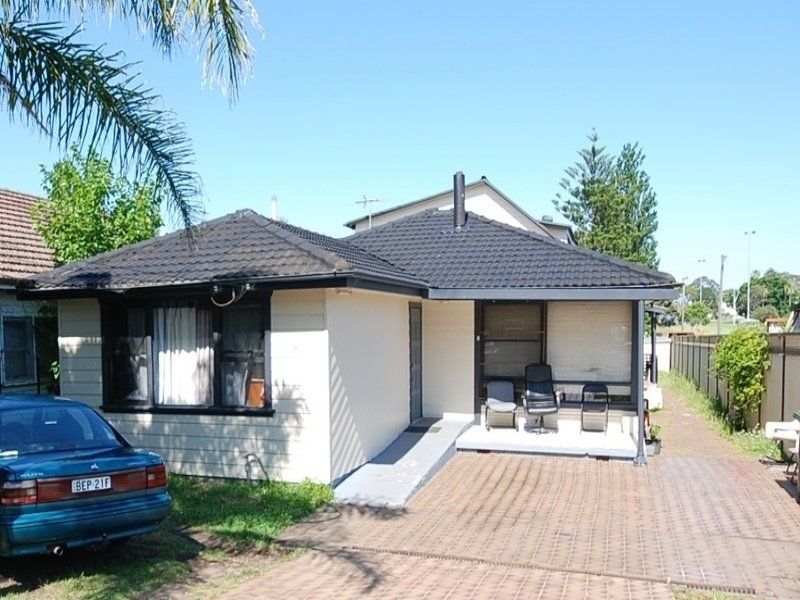 MERRYLANDS, MERRYLANDS, NSW 2160