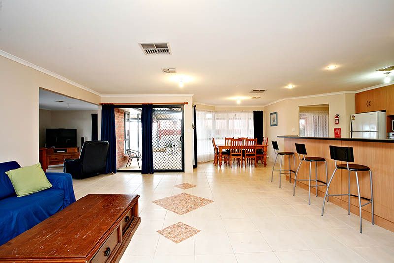 17 Varacalli Way, ANGLE VALE, SA 5117