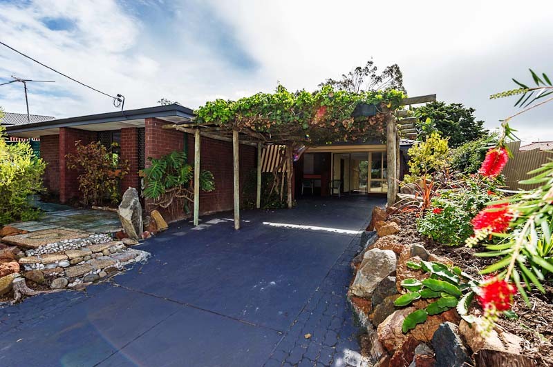 11 Buchanan Way, PADBURY, WA 6025