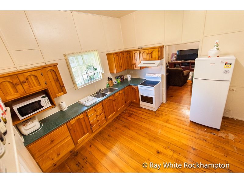 10 Canovan Street, BERSERKER, QLD 4701