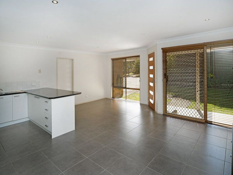 10/137 Olsen Avenue, ARUNDEL, QLD 4214