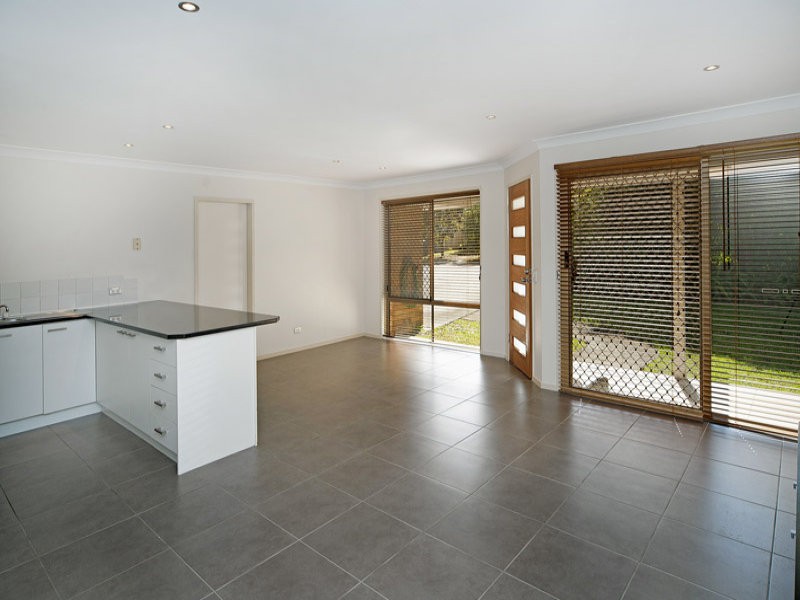 10/137 Olsen Avenue, ARUNDEL, QLD 4214