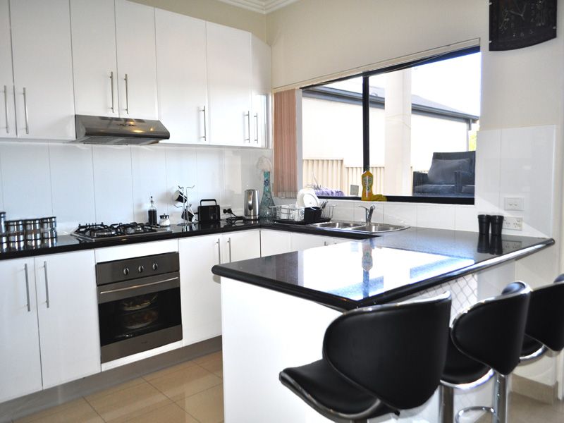 8 Charlescotte Avenue, PUNCHBOWL, NSW 2196