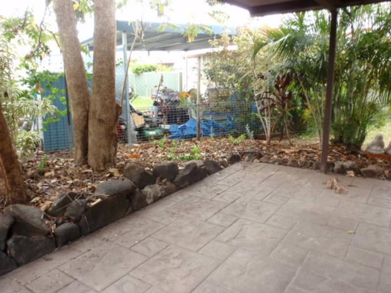 5 Batts Place, EMERALD, QLD 4720